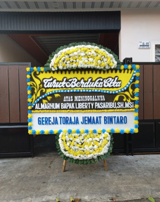 Papan Bunga Duka di Pangalengan